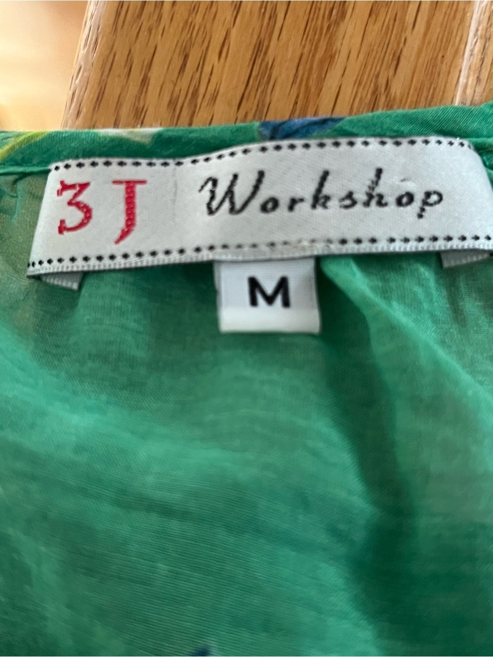 3J workshop by Johnny Was Green Floral Boho Top Size Medium - Picture 5 of 6